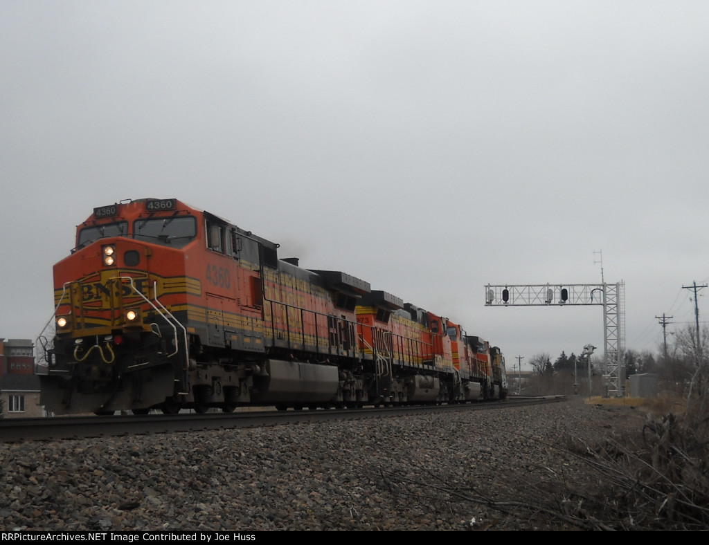 BNSF 4360 East